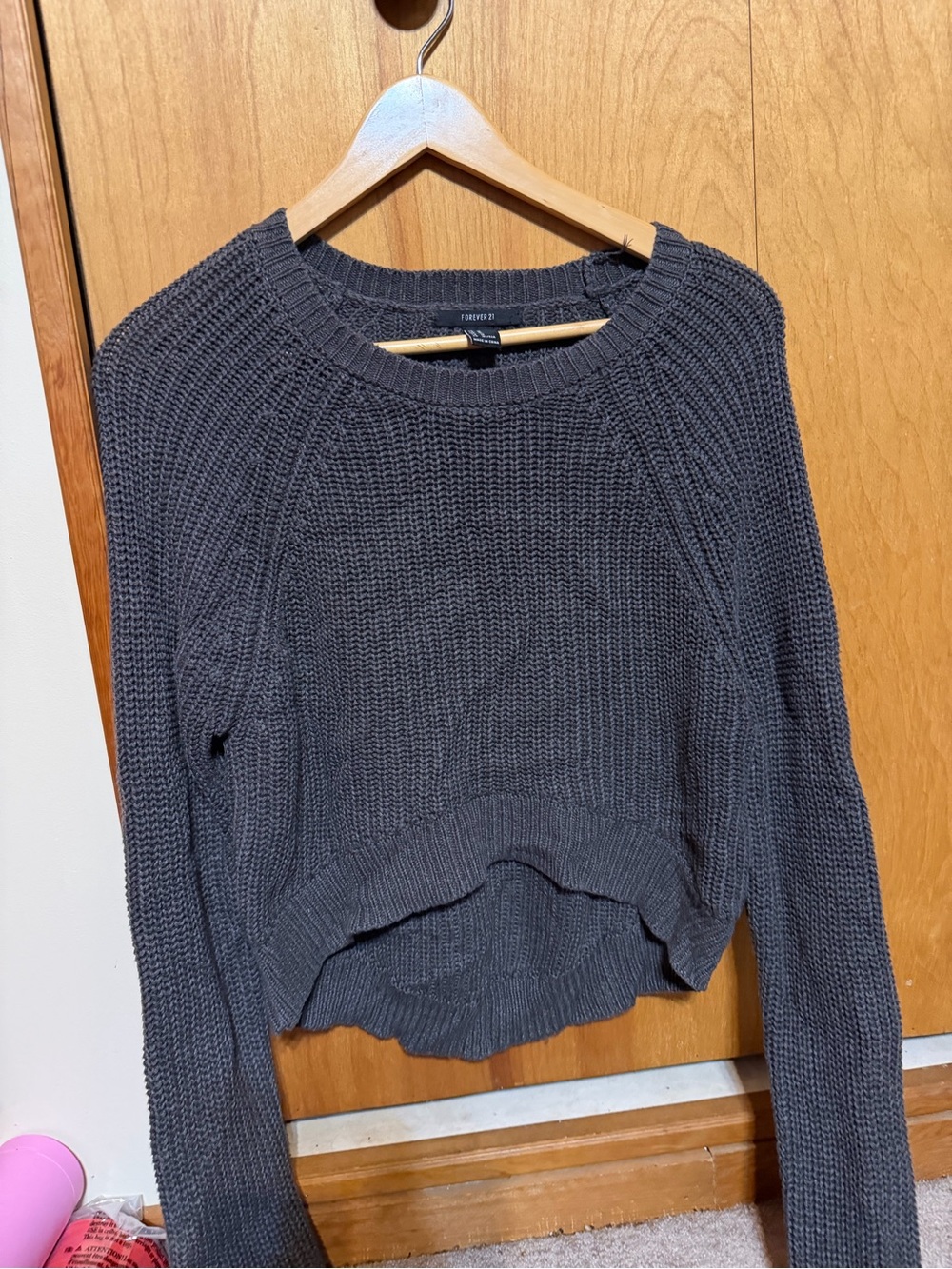 Forever 21 Dark Gray Cropped Crewneck Knit Sweater